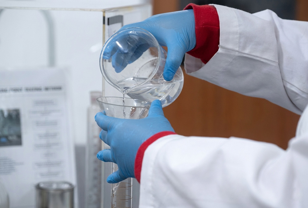 Provide custom adhesive solutions based on your project requirements